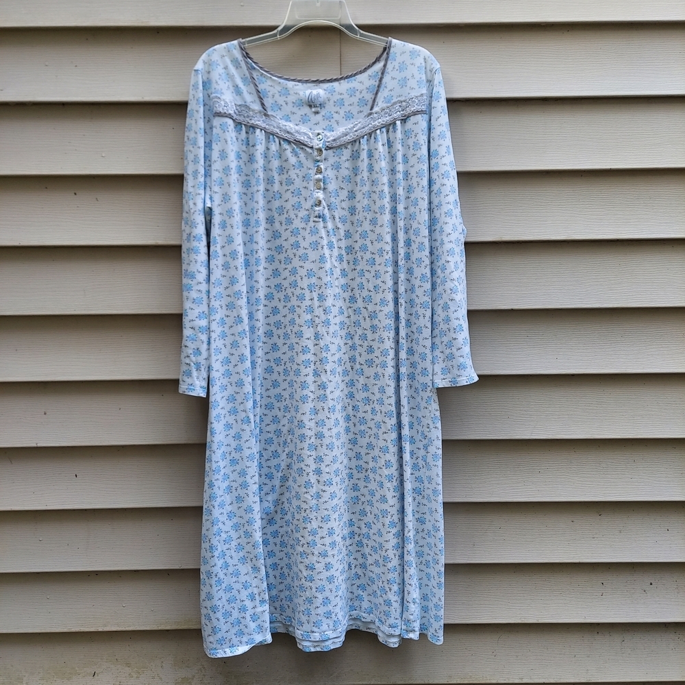 Aria Blue and White Floral Nightgown Lace Top Sleepwear.Cotton blend!